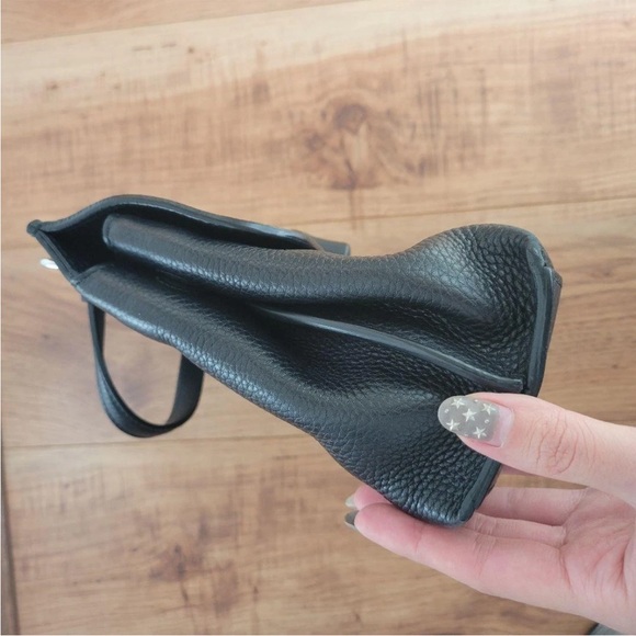 Gucci Dark Leather Satchel - Picture 6 of 11